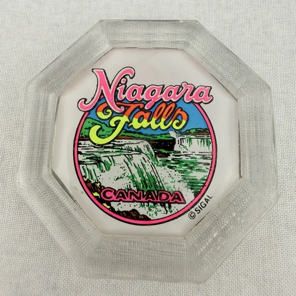 Vintage Niagara Falls Canada Magnet Souvenir Hot Pink Pop Mod Art Retro Acrylic